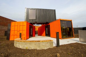 Shipping-Containers-houses